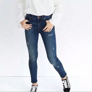 Madewell 9” High Rise Distressed Edition Medium Wash Skinny Jeans Size 27 G7190